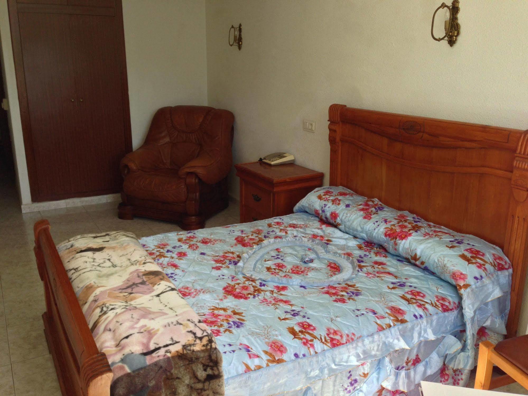 Hotel Europa L'Alfas del Pi Εξωτερικό φωτογραφία