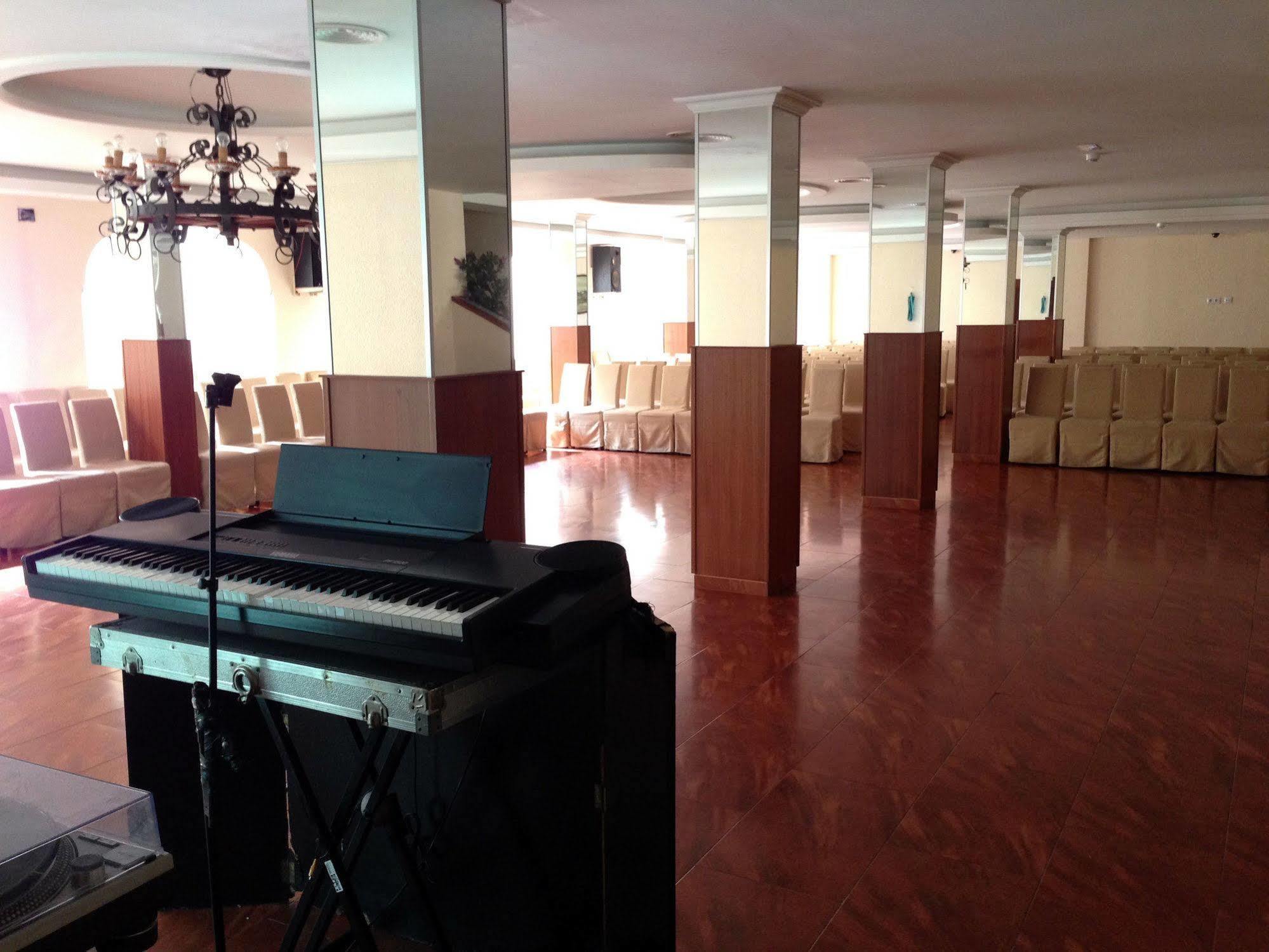 Hotel Europa L'Alfas del Pi Εξωτερικό φωτογραφία