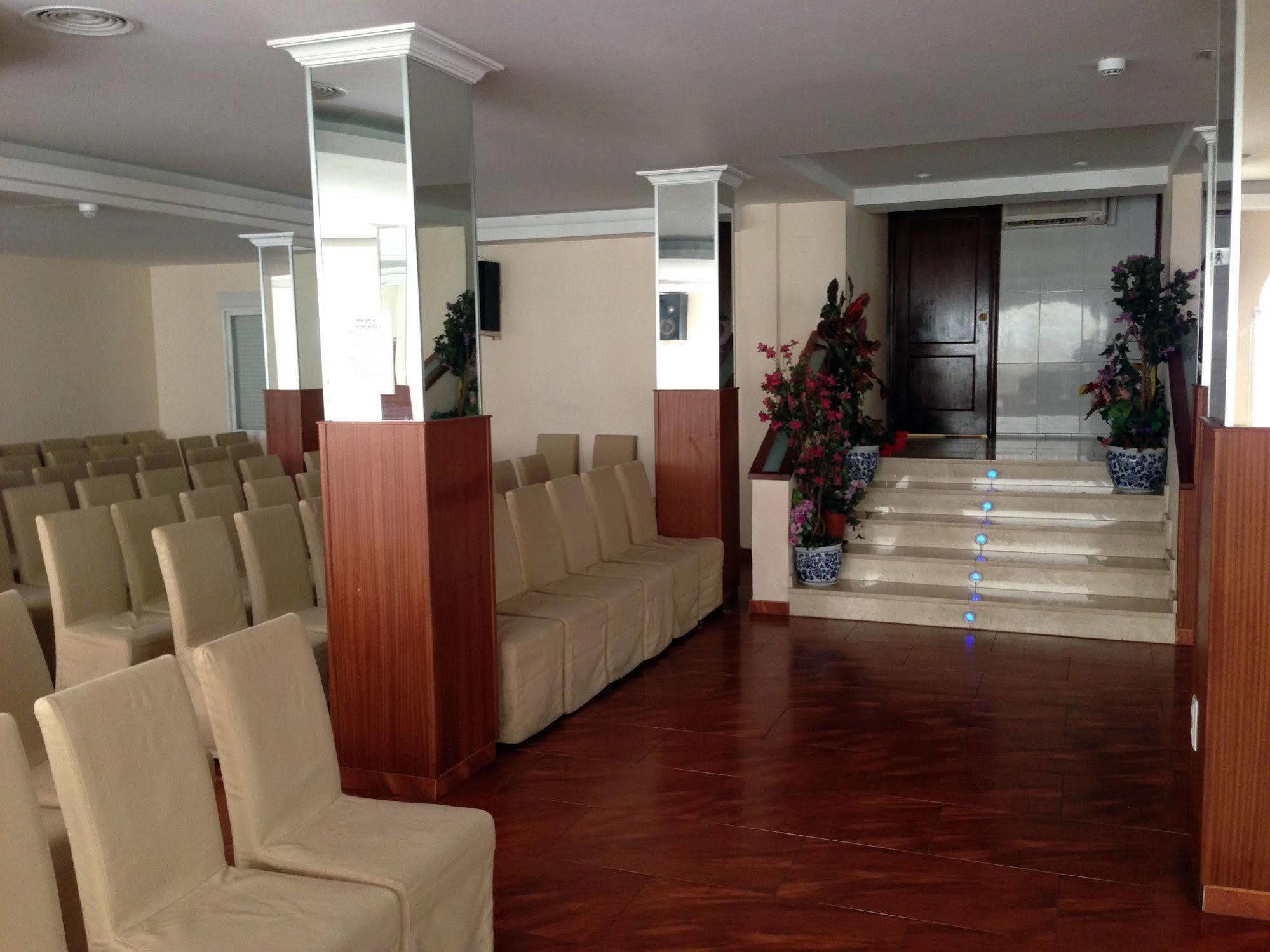 Hotel Europa L'Alfas del Pi Εξωτερικό φωτογραφία